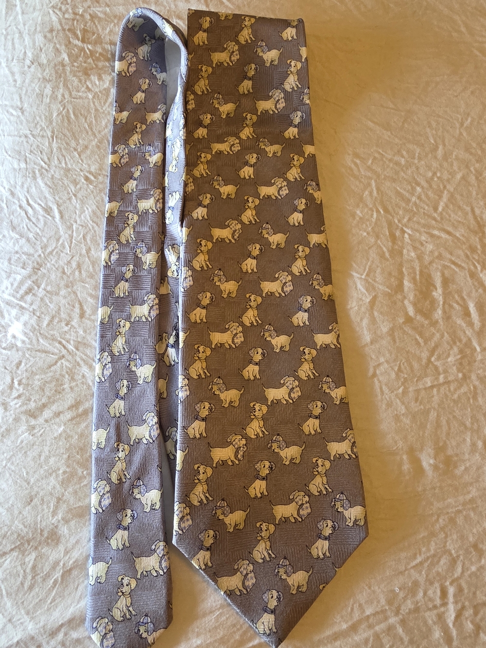 Valentino Gray Tie with Yellow Dog Motif - Picture 6 of 7